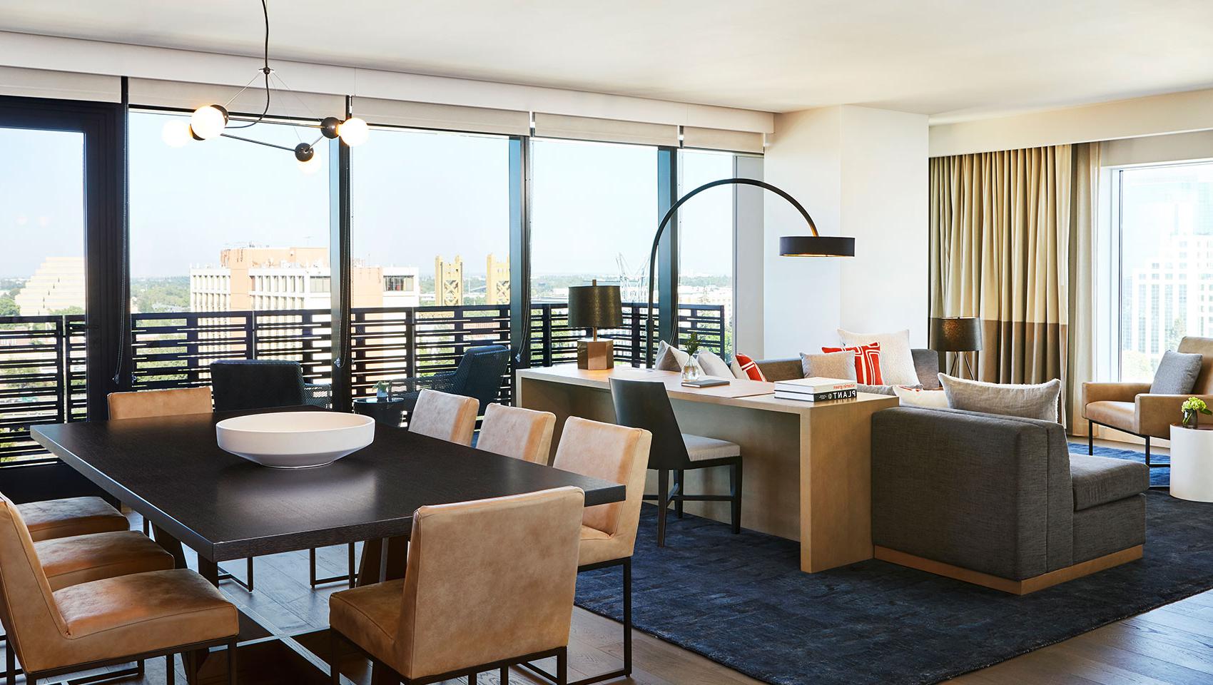 金普顿索耶PM棋牌平台萨克拉门托套房