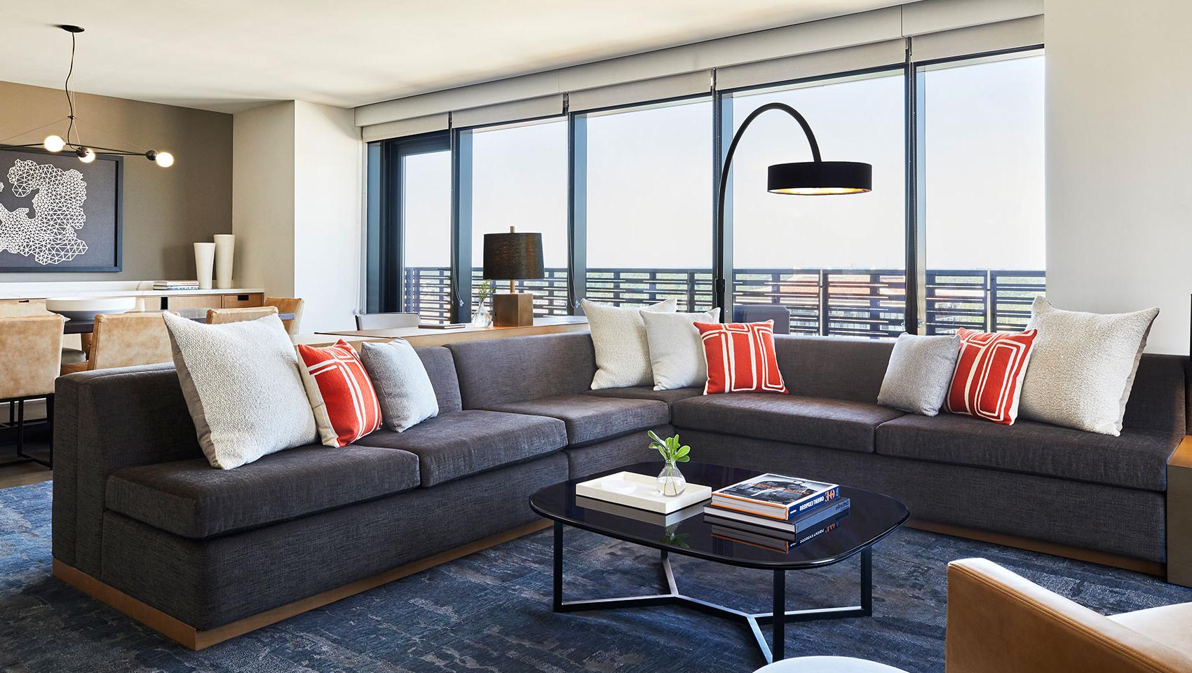 索耶金普顿PM棋牌平台