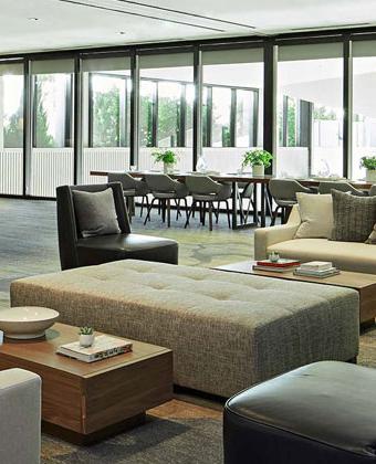 金普顿索耶尔PM棋牌平台