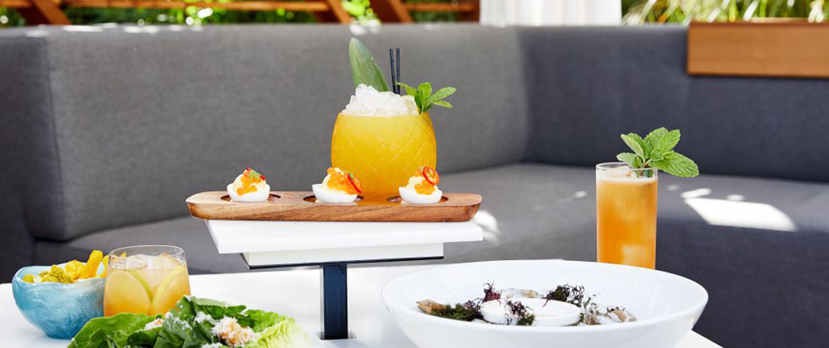 金普顿索耶尔PM棋牌平台萨克拉门托游泳池甲板